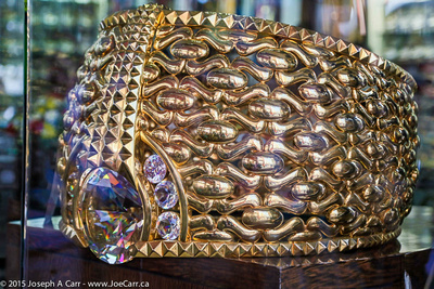 Tajmat Taiba (Star of Taiba) - world's heaviest gold ring