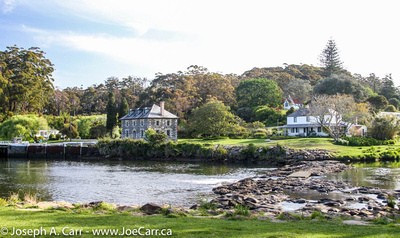 Old Stone Store and Kemp House across the Kerikeri River