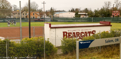 Willamette University Bearcats female football team practicing