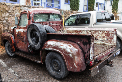 Old truck "La Bomba"
