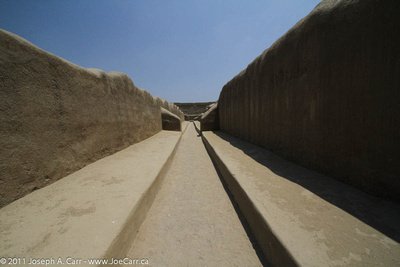 Walkways to Pozo Ceremonial