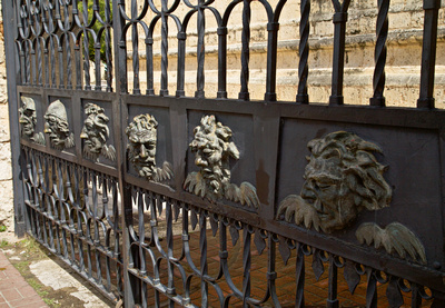 Gorgoyl gate to the Catedral Primada de America