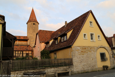 Wall tower and house