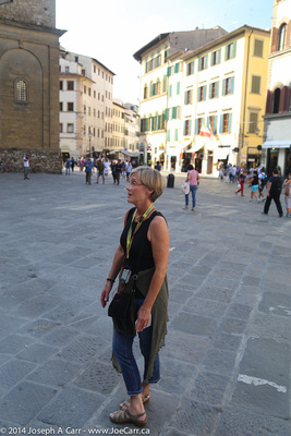 Jennifer talks to the group about the Renaissance in Florence