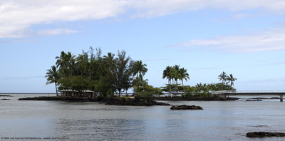 Coconut Island & causeway