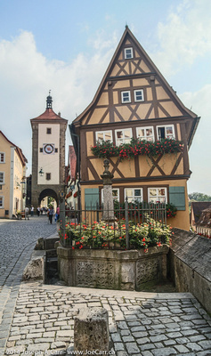 Plönlein "Little Square" and Siebers Tower
