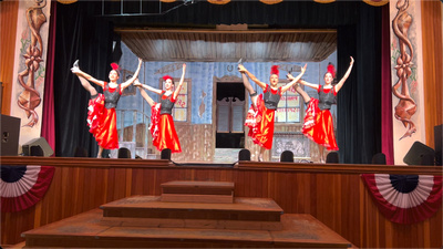 Dancing girls performing the Can Can